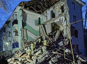 Украинские беспилотники атаковали Сызрань, обрушился подъезд дома