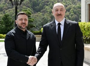 Zelenskinin Bakı səfərinin strateji mənası...