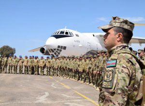 Азербайджанские военнослужащие отправились в Турцию