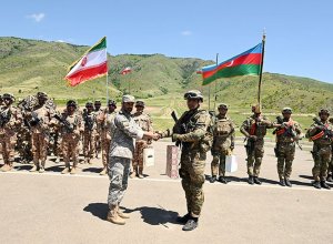 İran–Azərbaycan müharibəsi niyə baş vermədi? - 