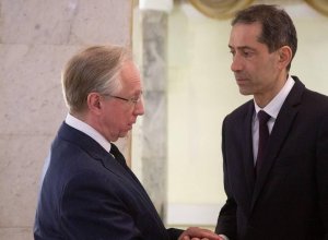 Мустафаев и Галузин обсудили отношения Баку и Москвы