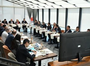 Турки и армяне встретились в Карсе