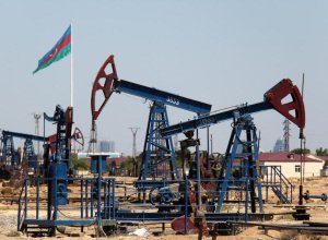 Цена азербайджанской нефти выросла более чем на $2