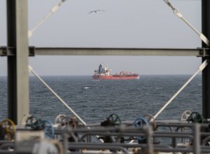 Tasnim: Шесть иранцев с задержанного США судна освобождены