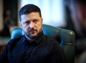 Зеленский ответил на предложение Путина о прекращении огня 9 мая