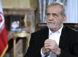 Пезешкиан: Иран проявляет сдержанность в условиях блокады Ормуза