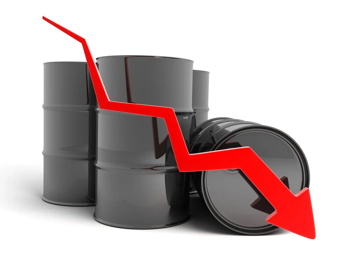 Цена на азербайджанскую нефть упала ниже $120 за баррель