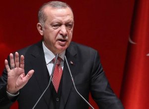 Эрдоган не пустил Макрона из Армении в Турцию после переговоров с Баку