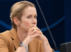 Каллас заявила, что могла бы заменить Шрёдера в переговорах с Россией