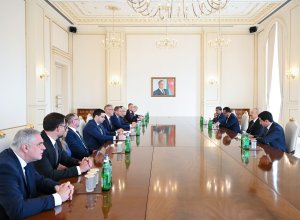 Ильхам Алиев принял председателя Национального совета Словакии-ФОТО