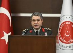 Байрактароглу и глава Военного комитета НАТО обсудили вопросы региональной безопасности