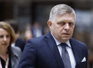 Фицо отреагировал на слухи о наркозависимости Зеленского