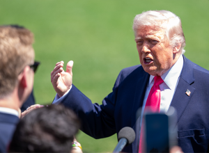 Трамп примет окончательное решение по ситуации с Ираном 24 мая