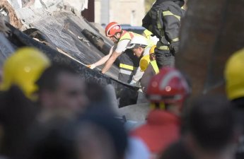 Число погибших из-за обрушения на вокзале в Нови-Саде увеличилось до 15