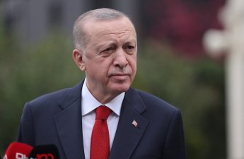 Ərdoğan parlamentdə daxili işlər nazirinə hücuma münasibət bildirib