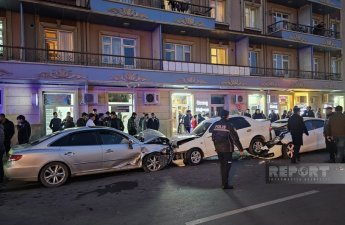 В Нахчыване 16-летняя девушка пострадала в массовом ДТП