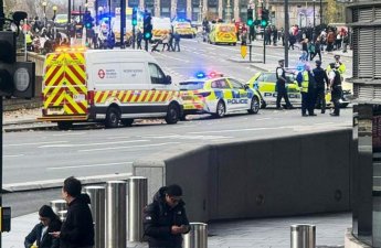 Три человека пострадали при драке с поножовщиной в центре Лондона