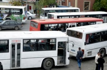 Qapısı tam bağlanmayan, şüşəsi qırıq avtobuslar... - Onlar xəttə necə çıxarılır?