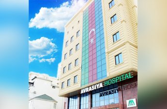 “Avrasiya Hospital”da lift qırıldı - Xəsarət alan var