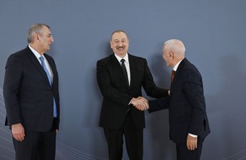 Prezident idmançıları mükafatlandırdı - FOTO