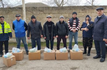 Ağalar Vəliyev şəhid və qazi ailələrinə bayram sovqatları göndərib - FOTOLAR