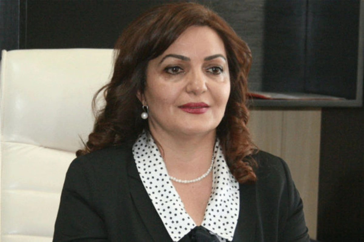 Aygün Attar: 