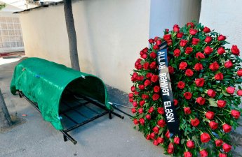 Bakıda xanım müğənni qəfil vəfat etdi - FOTO