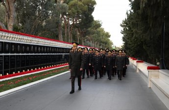 DİN-in rəhbərliyi Şəhidlər xiyabanını ziyarət etdi - FOTO