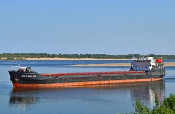 Следующее в Астрахань судно из Ирана село на мель в Волго-Каспийском канале