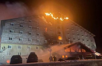 В Турции при пожаре в отеле погибли 10 человек