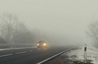 Yol polisi dumanlı hava şəraiti ilə bağlı sürücülərə müraciət etdi