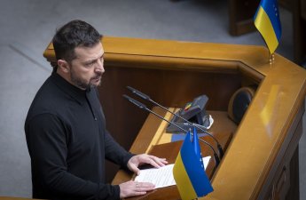 Парламент Украины поставил под сомнение легитимность Зеленского