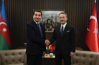 Hikmət Hacıyev Fahrettin Altunla müzakirələr apardı - FOTO