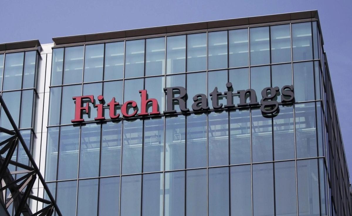 Fitch повысило прогноз мировых цен на золото, медь и алюминий