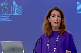 Пресс-секретарь ЕС: Из-за сбоя GPS болгарские службы посадили самолет фон дер Ляйен альтернативным способом