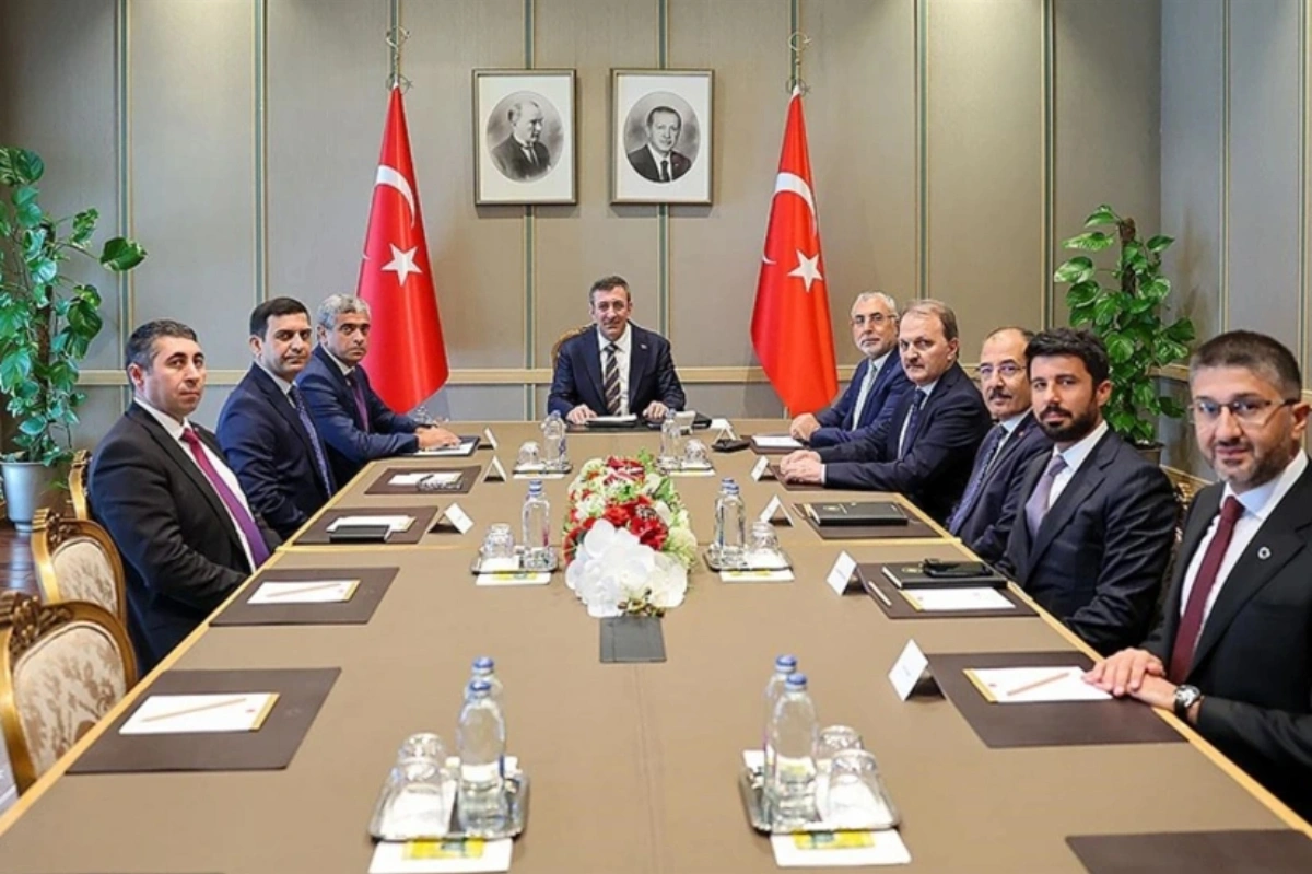 Cevdet Yılmaz: 