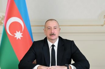 Ильхам Алиев принял участие в приеме, данном в Пекине в честь глав делегаций и их супруг, участвовавших в параде