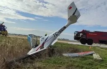 В Измире потерпел крушение учебный самолет, пилот погиб