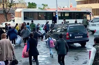 Ermənilərin Qarabağdan köçü dərslikdə - qalmaqal