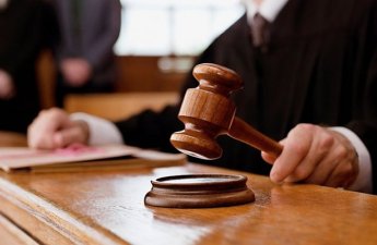 Suqovuşanda anasını qısqanclıq zəminində bıçaqlayan gəncə hökm oxundu