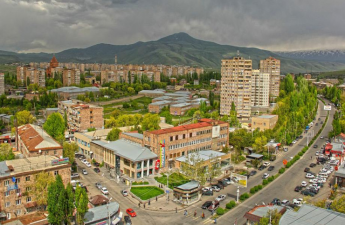 Ermənistanda iki qardaş restoranda intihar etdi