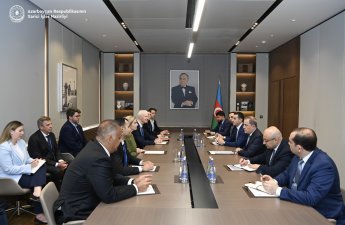 Джейхун Байрамов принял представителей Торговой миссии США