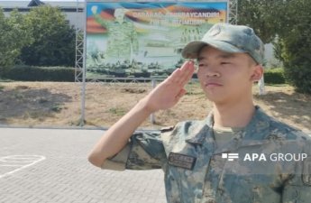 Kimi onu Lin deyə çağırır, kimi isə 