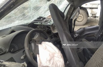В Баку произошло цепное ДТП, есть пострадавший