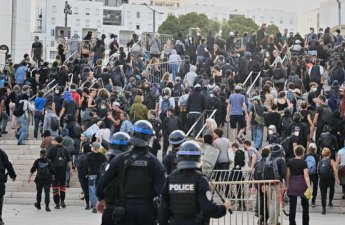 Во Франции в акции протеста 