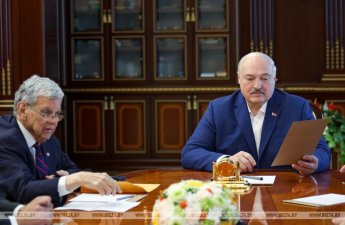 Lukaşenko Minskdə ABŞ prezidentinin nümayəndəsi ilə görüşüb