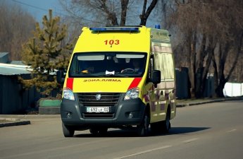 Qazaxıstanda yol qəzasında 10 zəvvar ölüb