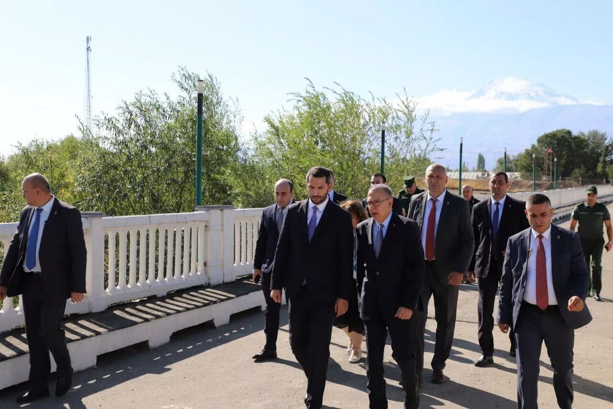 Türkiyənin xüsusi nümayəndəsi Ermənistanda səfərdədir