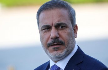 Хакан Фидан призвал остановить Израиль