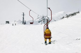 Elbrus dağında iki nəfər həlak olub